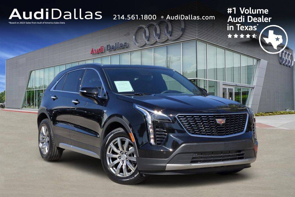 2022 Cadillac XT4 Premium Luxury