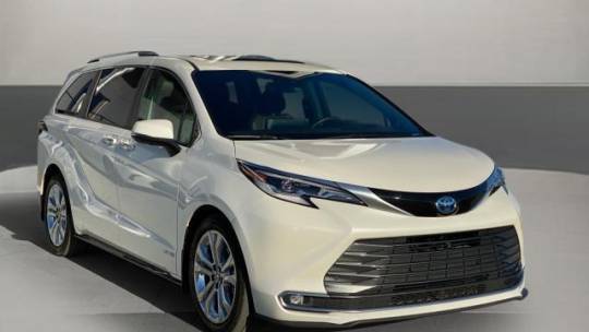 2021 Toyota Sienna Platinum — Minivan — 79,054 mi — Chattanooga, TN