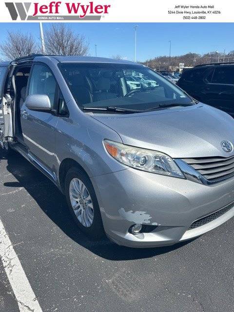 2011 Toyota Sienna Limited — Minivan — 184,301 mi — Louisville, KY
