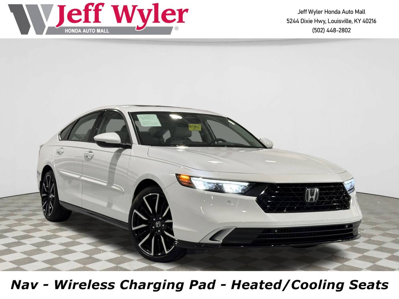 2025 Honda Accord Hybrid Touring — Sedan — 11,600 mi — Louisville, KY