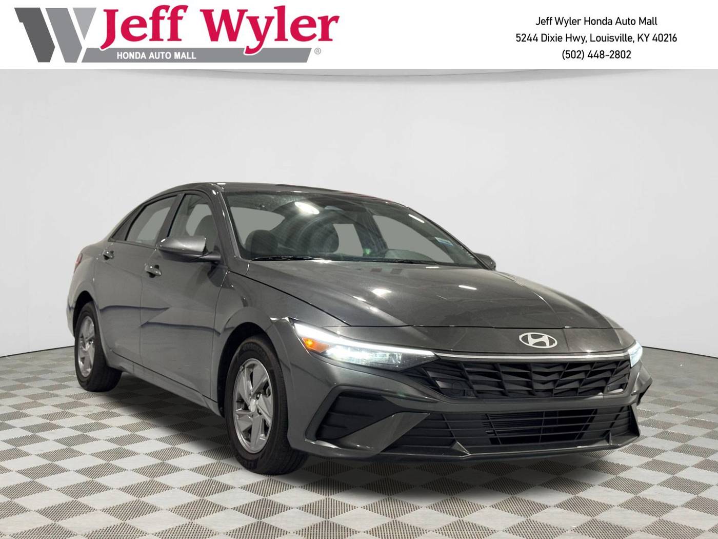 2025 Hyundai Elantra SE — Sedan — 4,533 mi — Louisville, KY