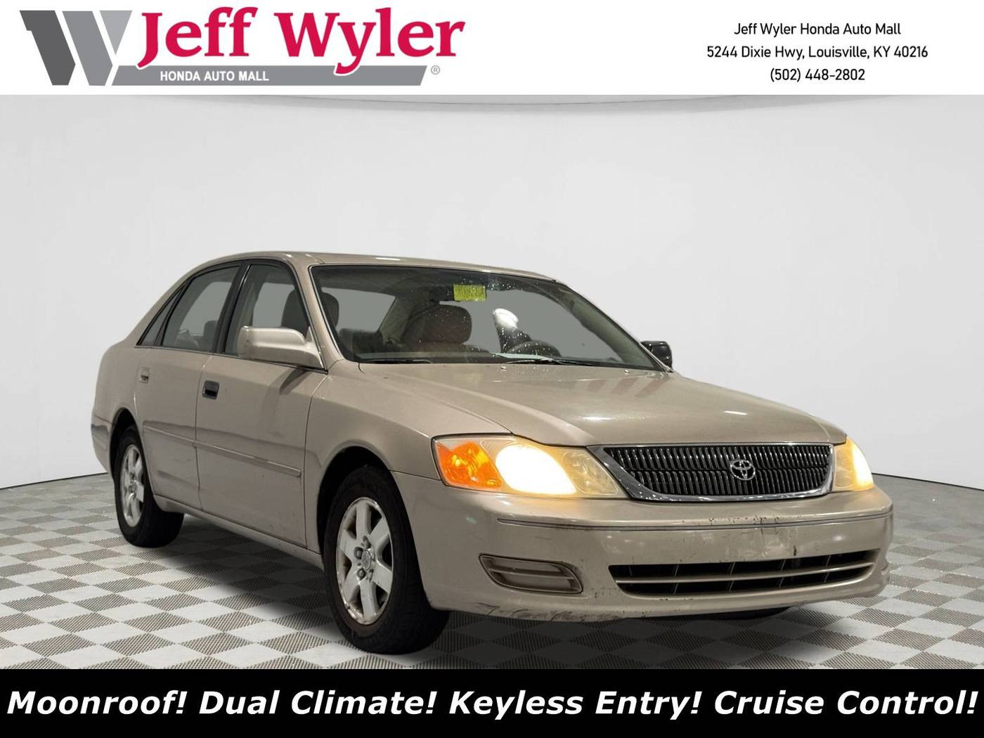 2002 Toyota Avalon XL — Sedan — 116,828 mi — Louisville, KY