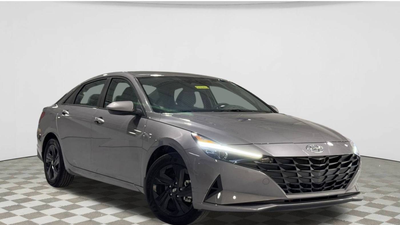 2023 Hyundai Elantra Hybrid Blue — Sedan — 10,477 mi — Louisville, KY
