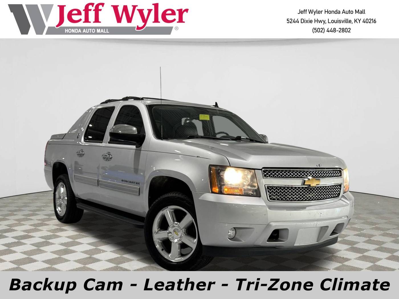 2013 Chevrolet Avalanche LS — Pickup Truck — 143,152 mi — Louisville, KY