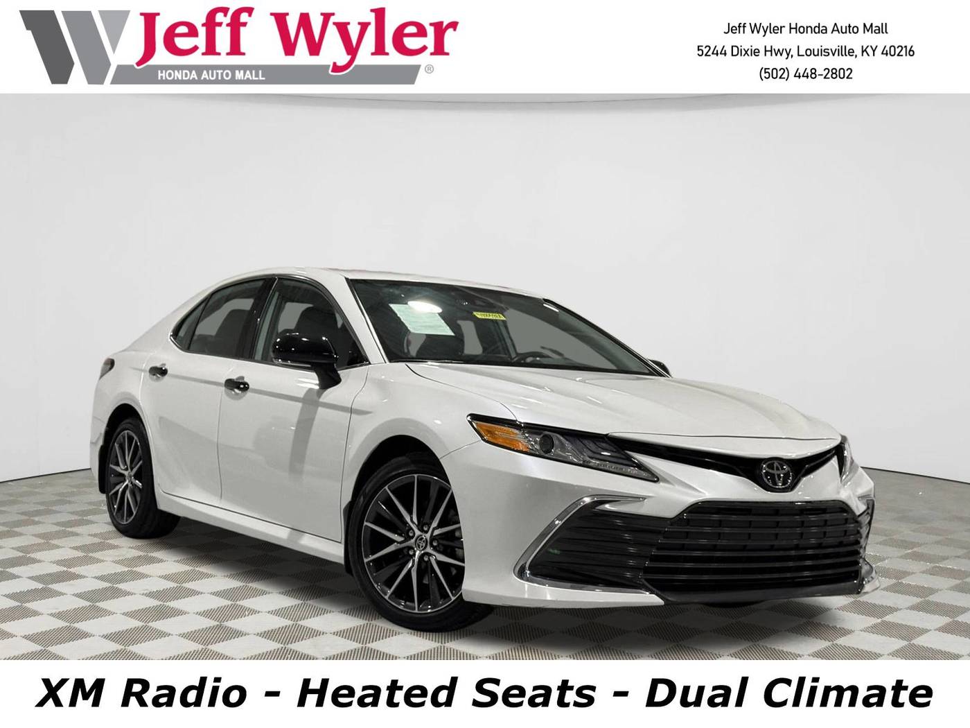 2023 Toyota Camry XLE — Sedan — 33,955 mi — Louisville, KY