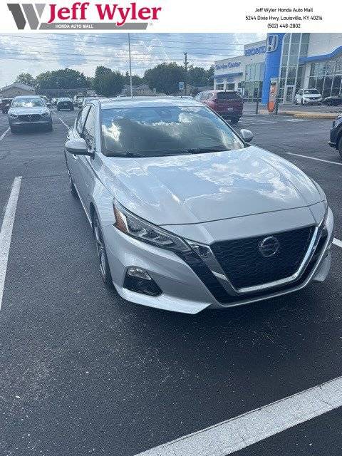 2020 Nissan Altima SV — Sedan — 30,057 mi — Louisville, KY