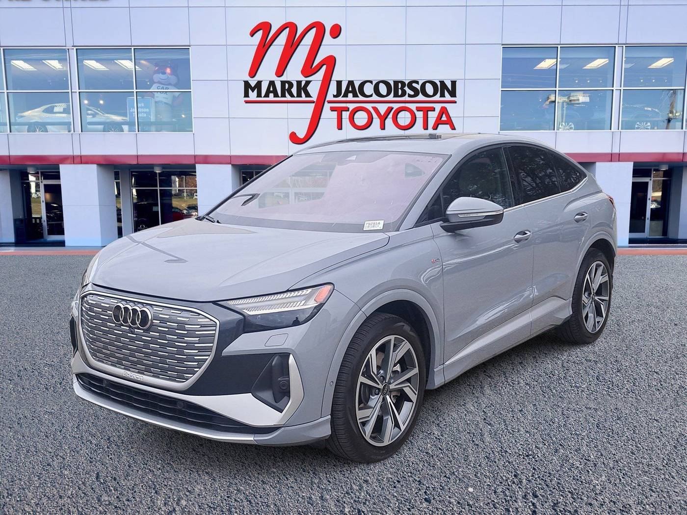 2024 Audi Q4 e-tron Prestige — SUV — 10,586 mi — Durham, NC