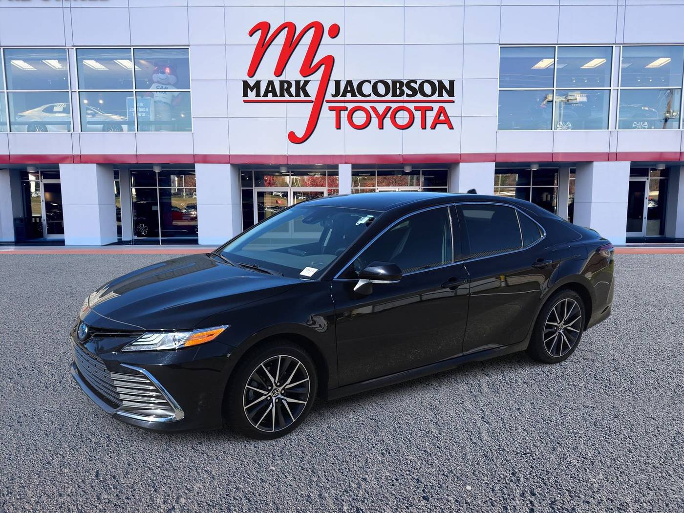 2023 Toyota Camry Hybrid XLE — Sedan — 59,266 mi — Durham, NC