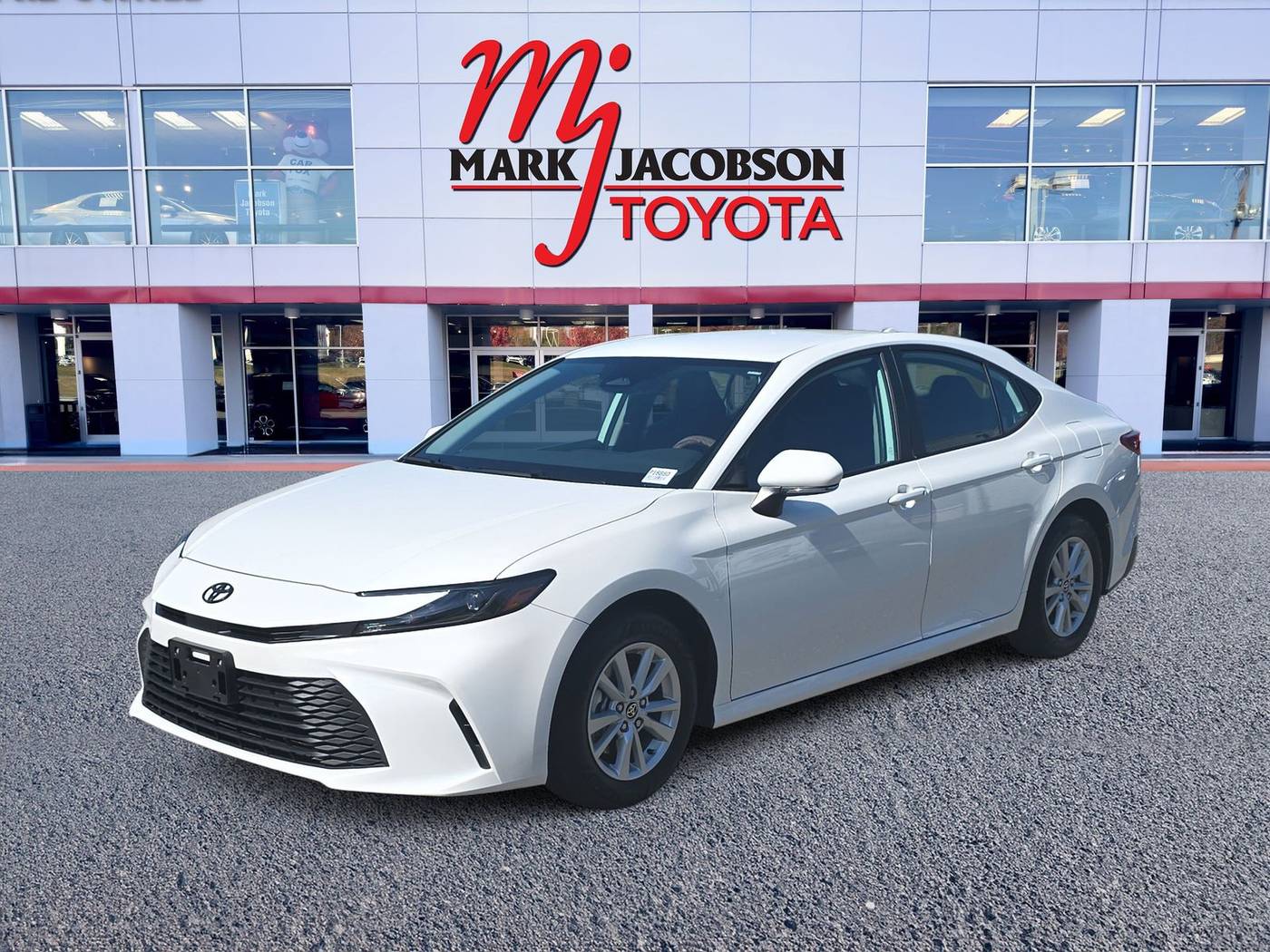 2025 Toyota Camry LE — Sedan — 6,352 mi — Durham, NC
