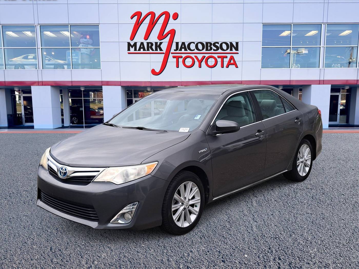 2013 Toyota Camry Hybrid XLE — Sedan — 164,594 mi — Durham, NC