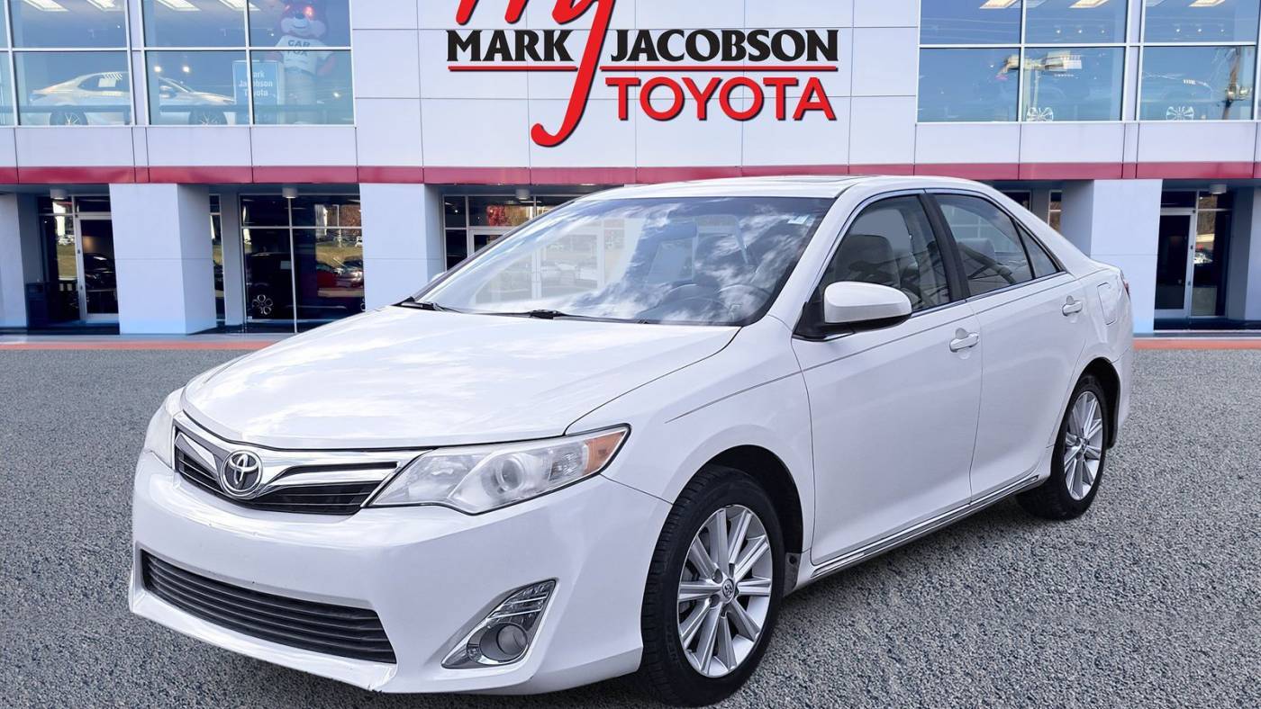 2014 Toyota Camry L — Sedan — 158,549 mi — Durham, NC