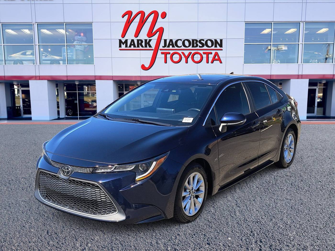2020 Toyota Corolla XLE — Sedan — 37,333 mi — Durham, NC