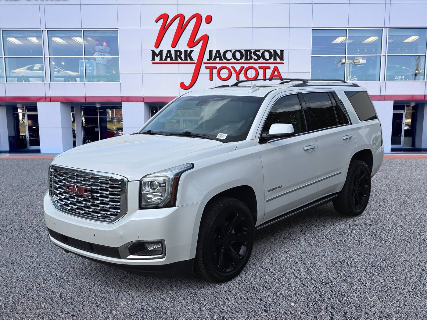 2018 GMC Yukon Denali — SUV — 84,213 mi — Durham, NC