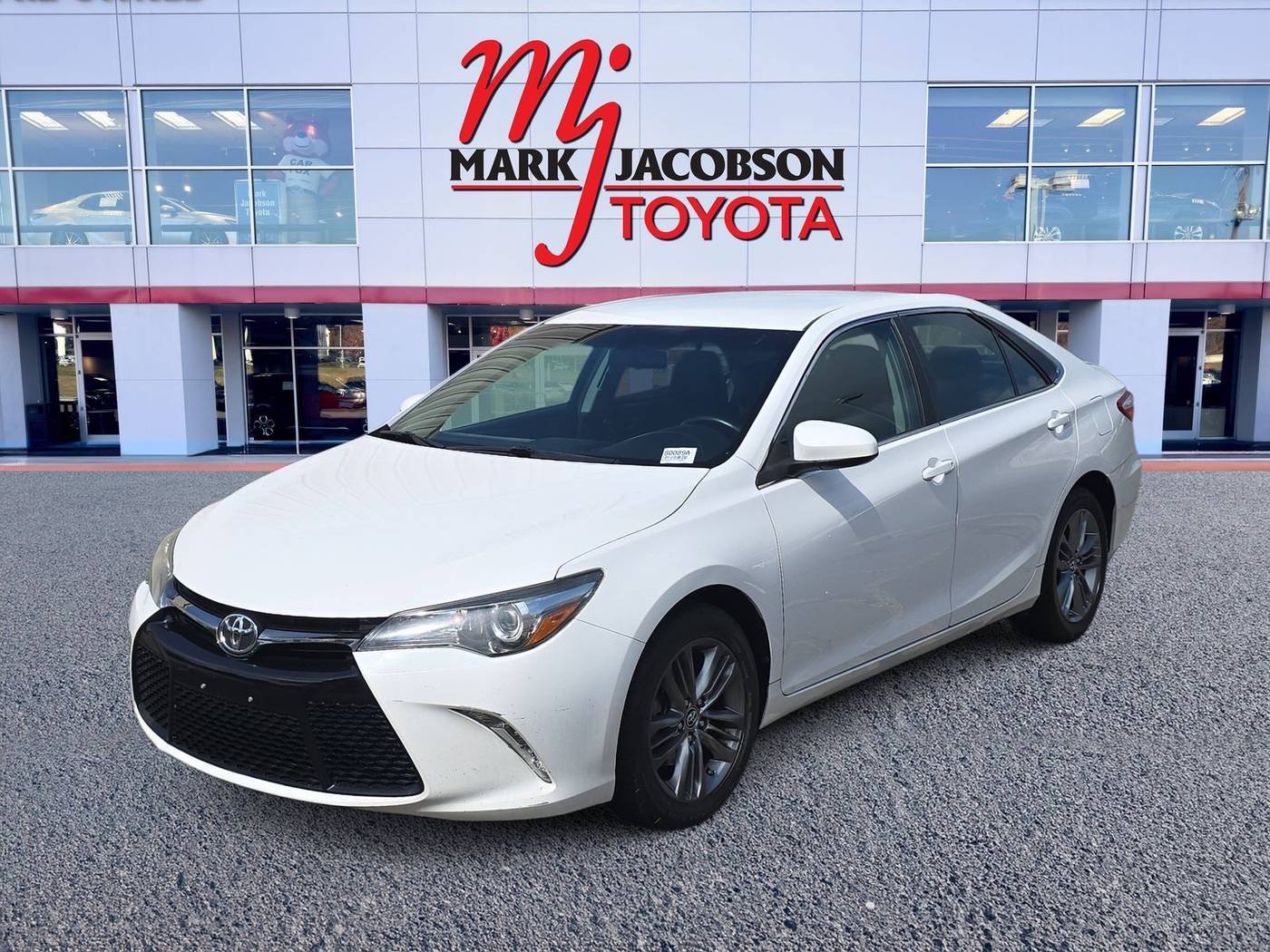 2015 Toyota Camry SE — Sedan — 123,316 mi — Durham, NC