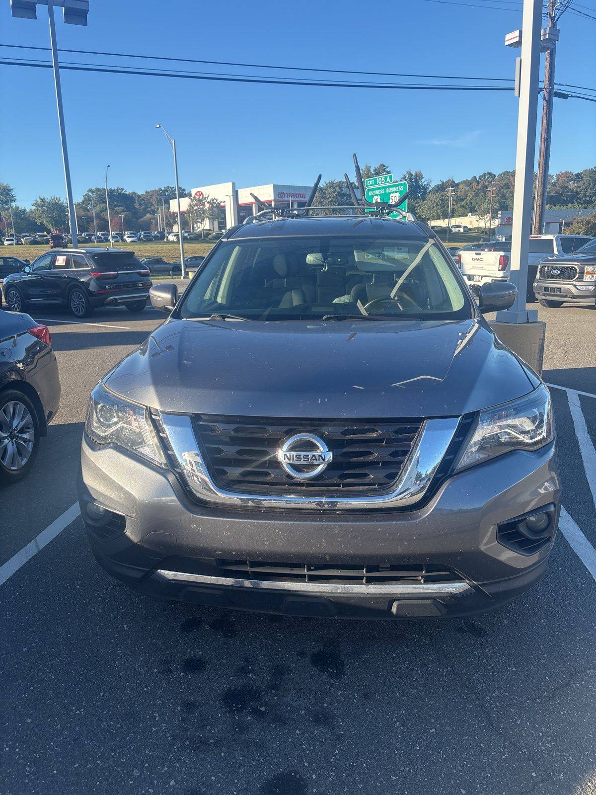 2020 Nissan Pathfinder SV — SUV — 121,180 mi — Durham, NC