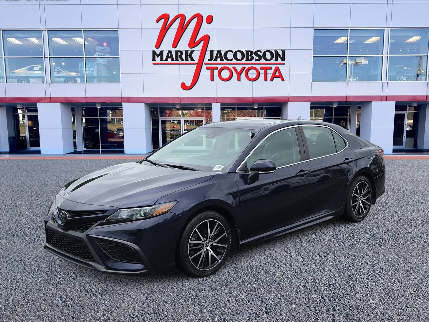 2021 Toyota Camry SE — Sedan — 73,273 mi — Durham, NC