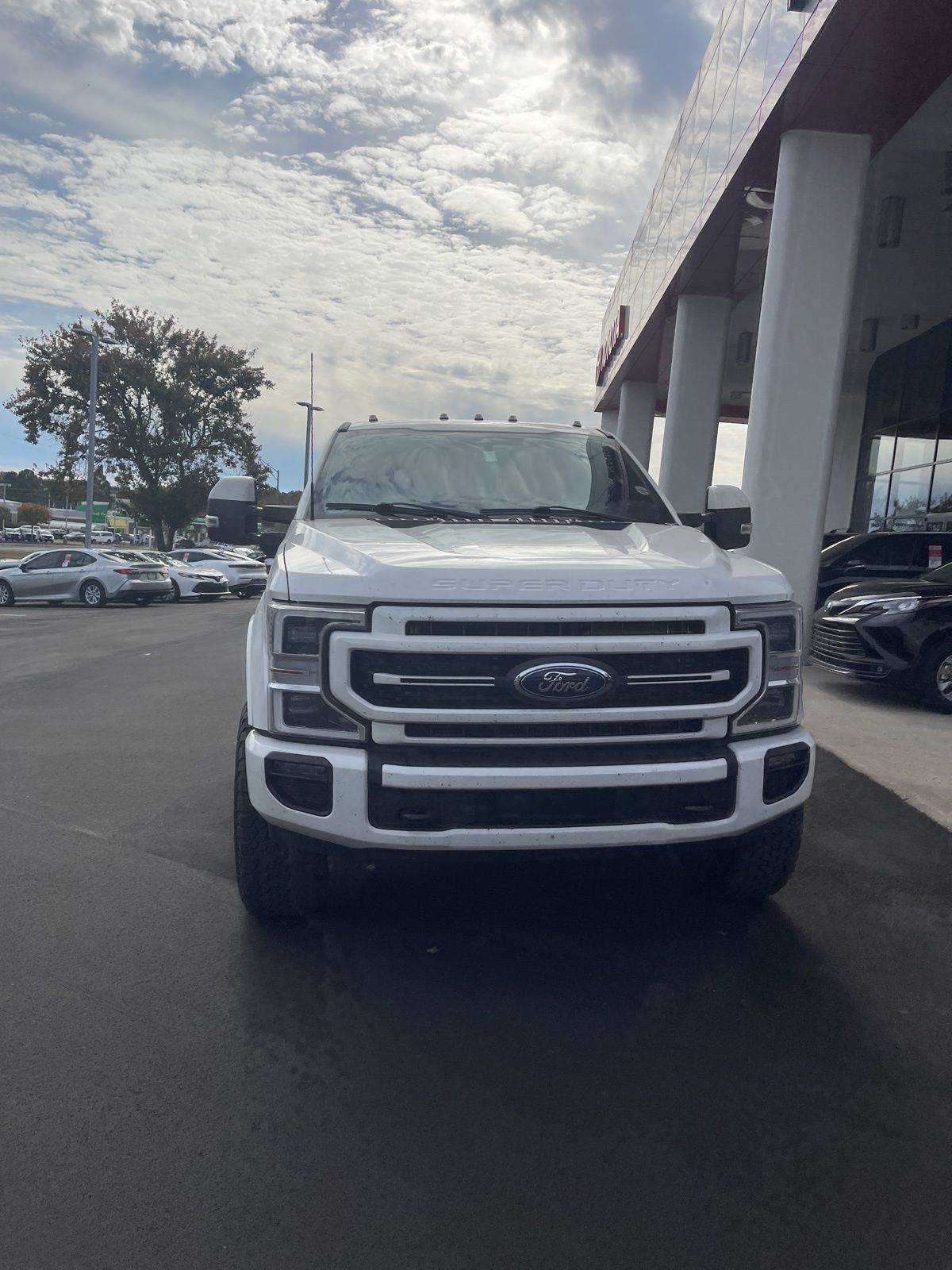 2022 Ford Super Duty F-350 LARIAT — Pickup Truck — 58,607 mi — Durham, NC
