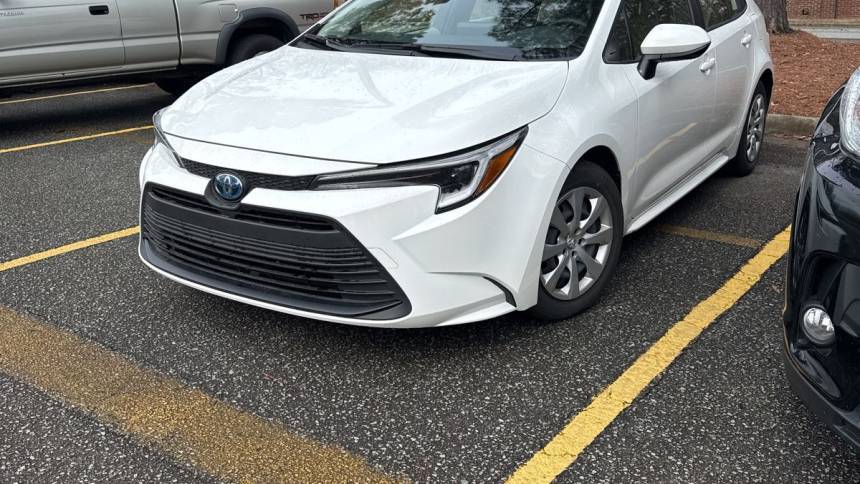 2023 Toyota Corolla Hybrid LE — Sedan — 17,422 mi — Durham, NC
