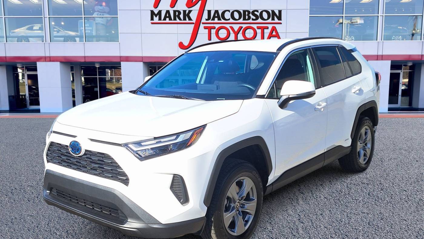 2024 Toyota RAV4 Hybrid XLE — SUV — 22,658 mi — Durham, NC