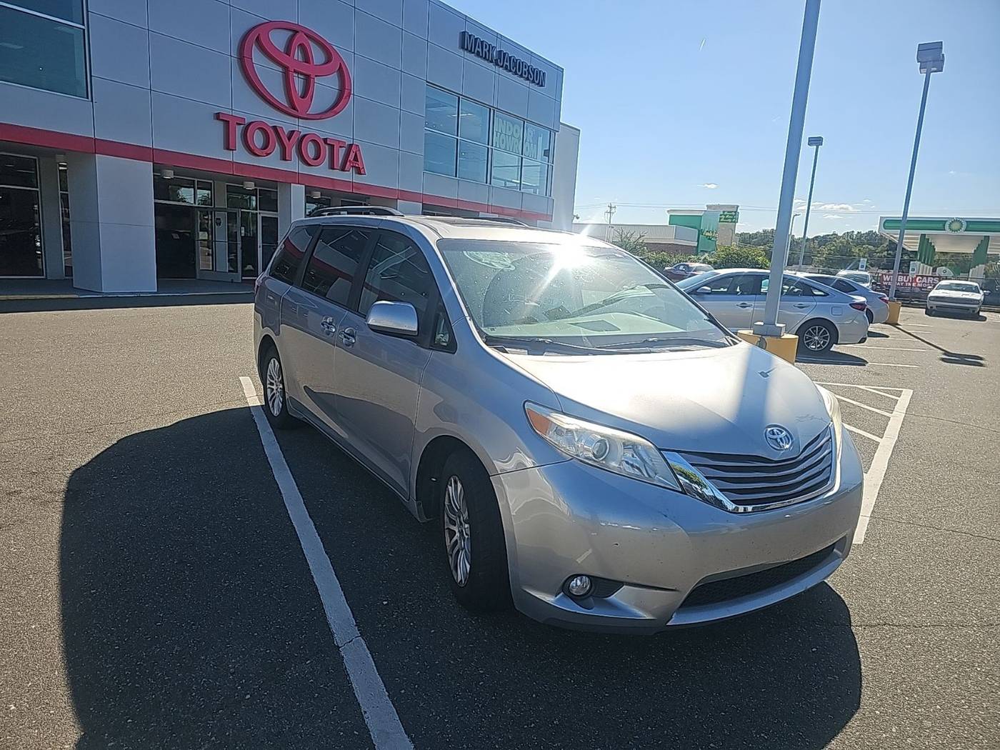 2015 Toyota Sienna L — Minivan — 131,697 mi — Durham, NC