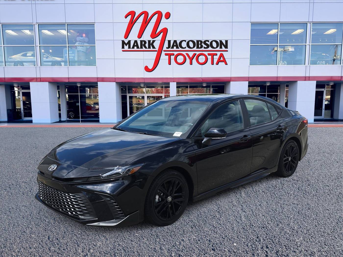 2025 Toyota Camry SE — Sedan — 24,104 mi — Durham, NC