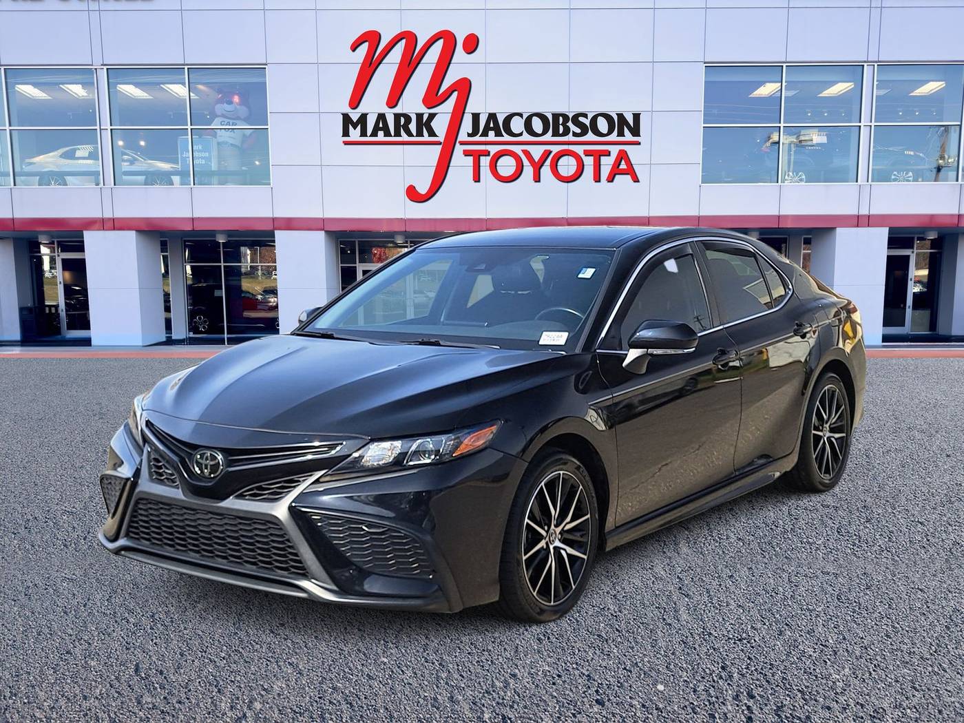 2022 Toyota Camry SE — Sedan — 66,722 mi — Durham, NC