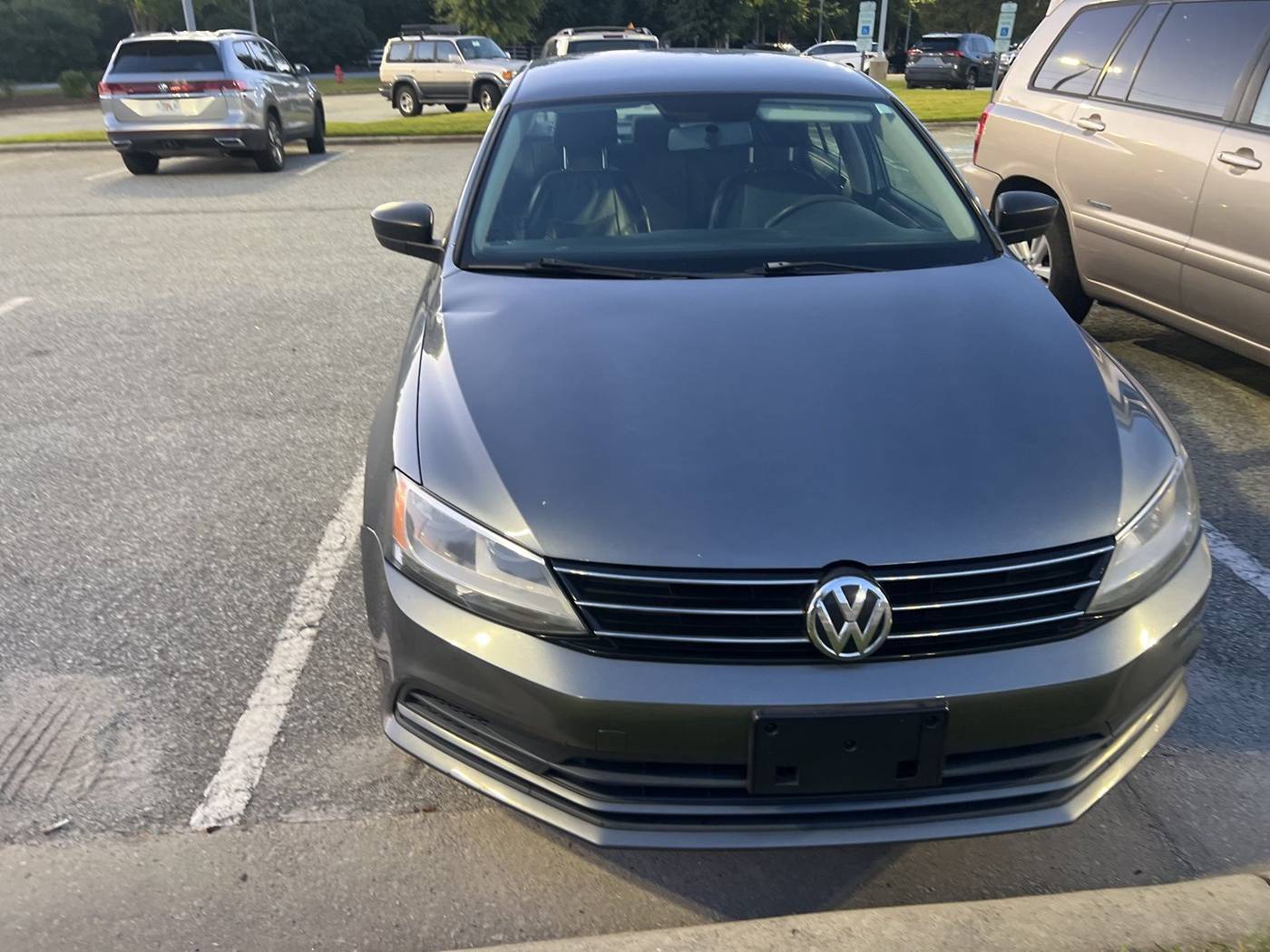 2015 Volkswagen Jetta 1.8T SE — Sedan — 157,723 mi — Durham, NC