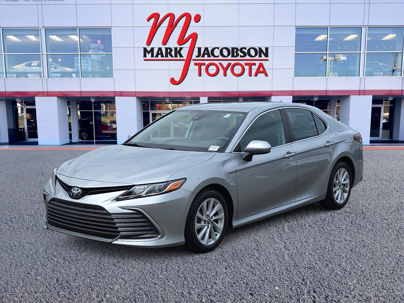 2022 Toyota Camry LE — Sedan — 21,618 mi — Durham, NC