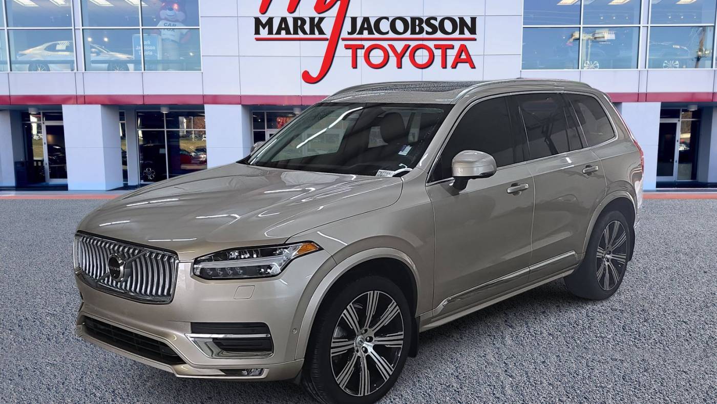 2023 Volvo XC90 B6 Ultimate Bright Theme 7P