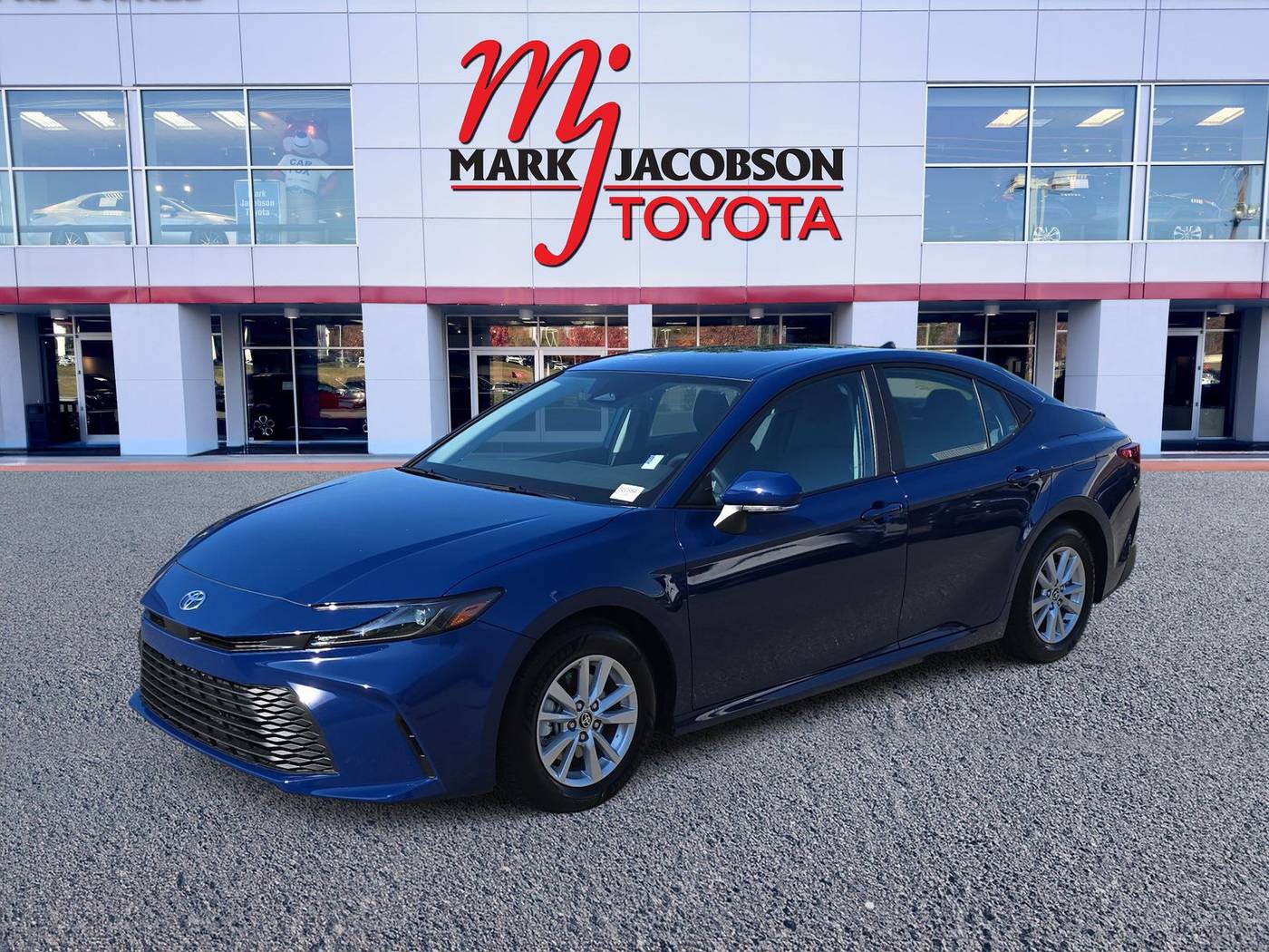 2025 Toyota Camry Hybrid LE — Sedan — 1,669 mi — Durham, NC