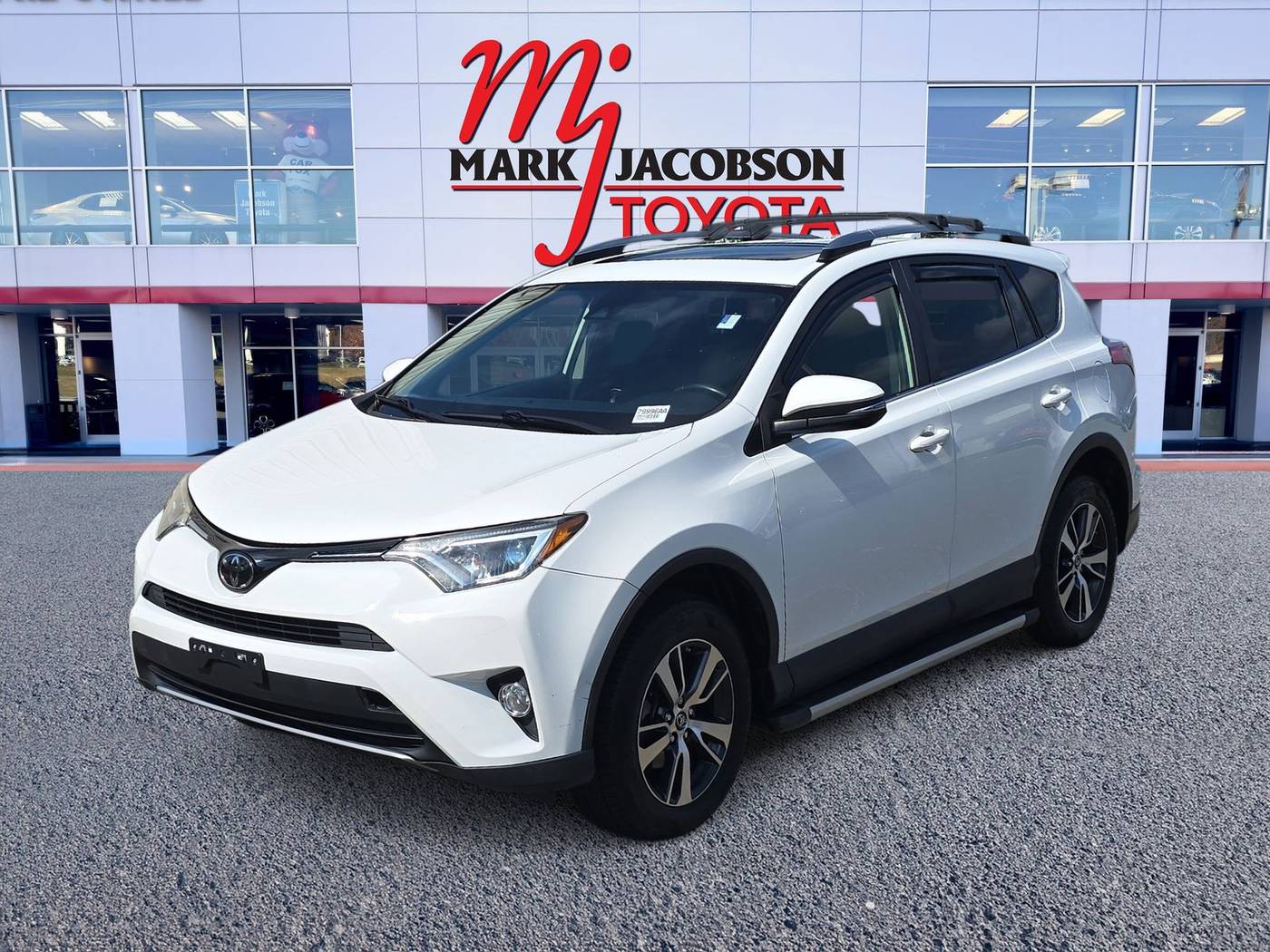 2018 Toyota RAV4 XLE — SUV — 60,021 mi — Durham, NC