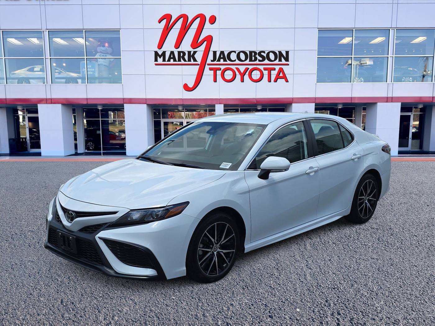 2022 Toyota Camry SE — Sedan — 49,235 mi — Durham, NC