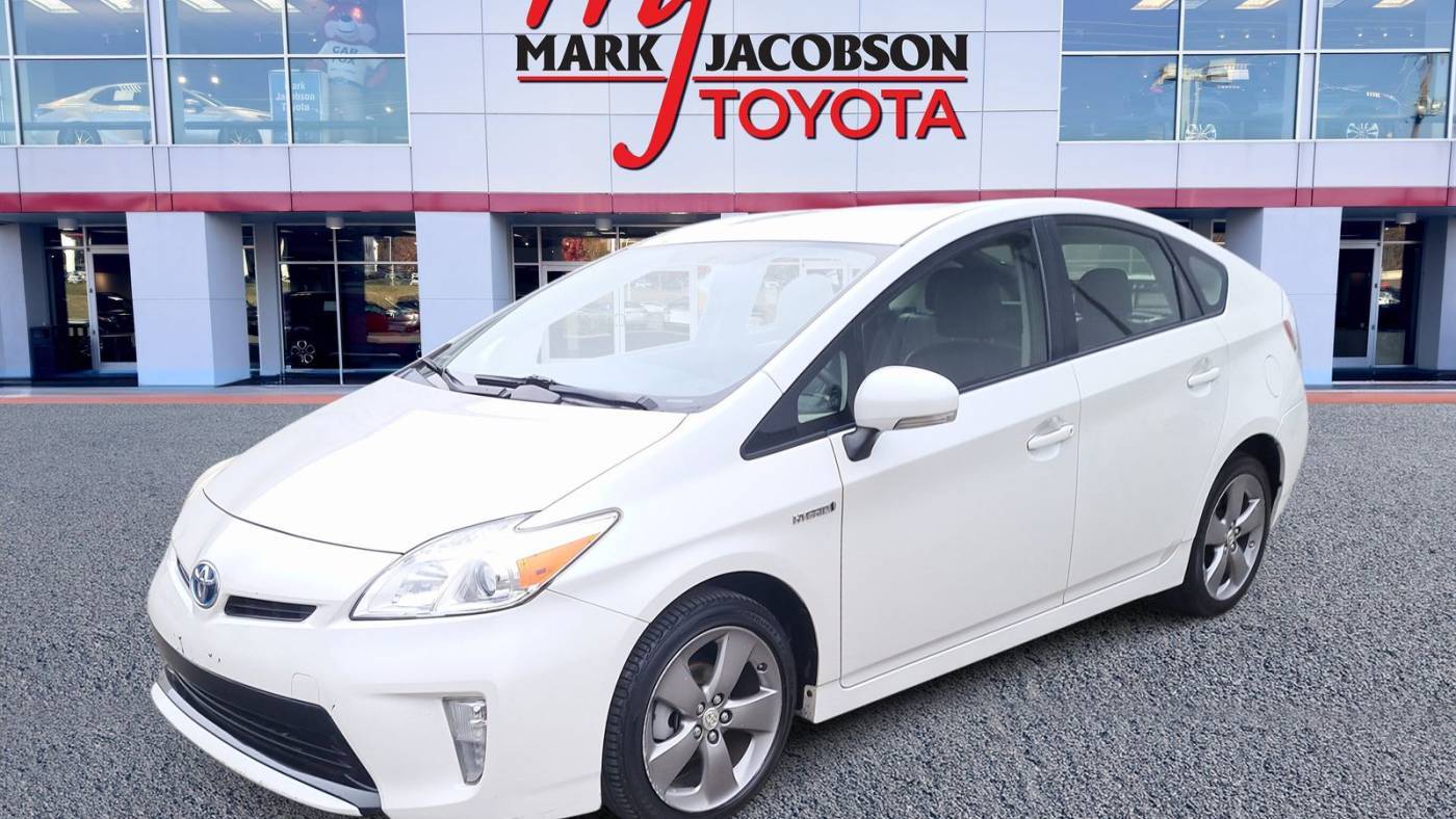 2015 Toyota Prius Four — Hatchback — 175,276 mi — Durham, NC