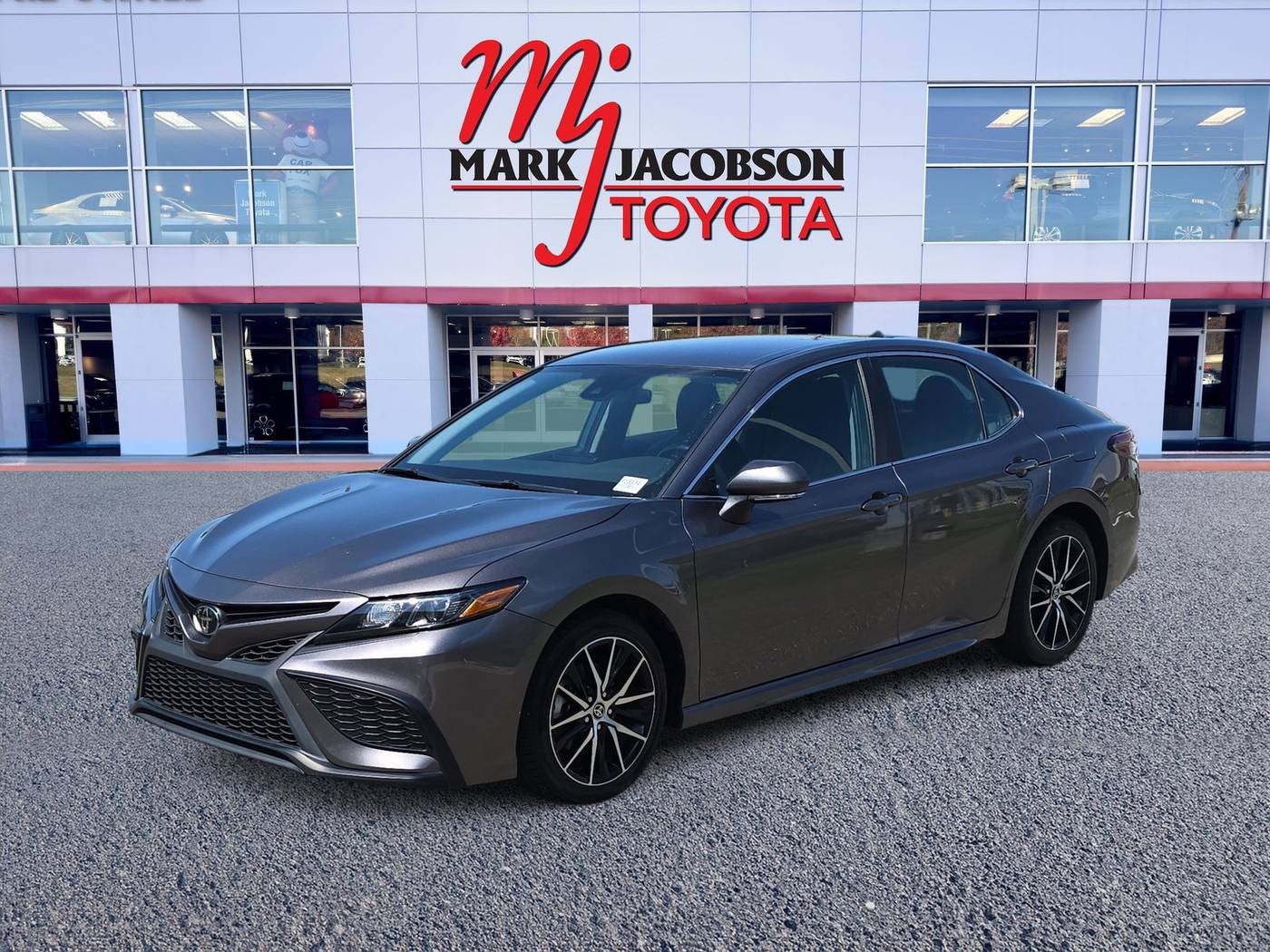2023 Toyota Camry SE — Sedan — 58,026 mi — Durham, NC