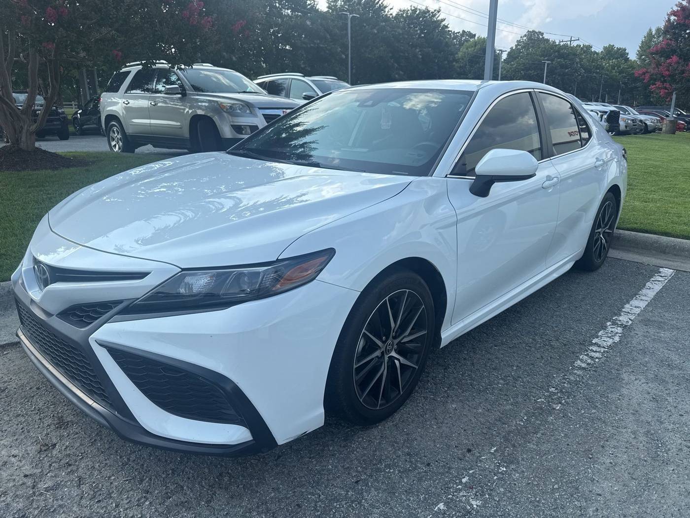 2021 Toyota Camry SE — Sedan — 35,981 mi — Durham, NC