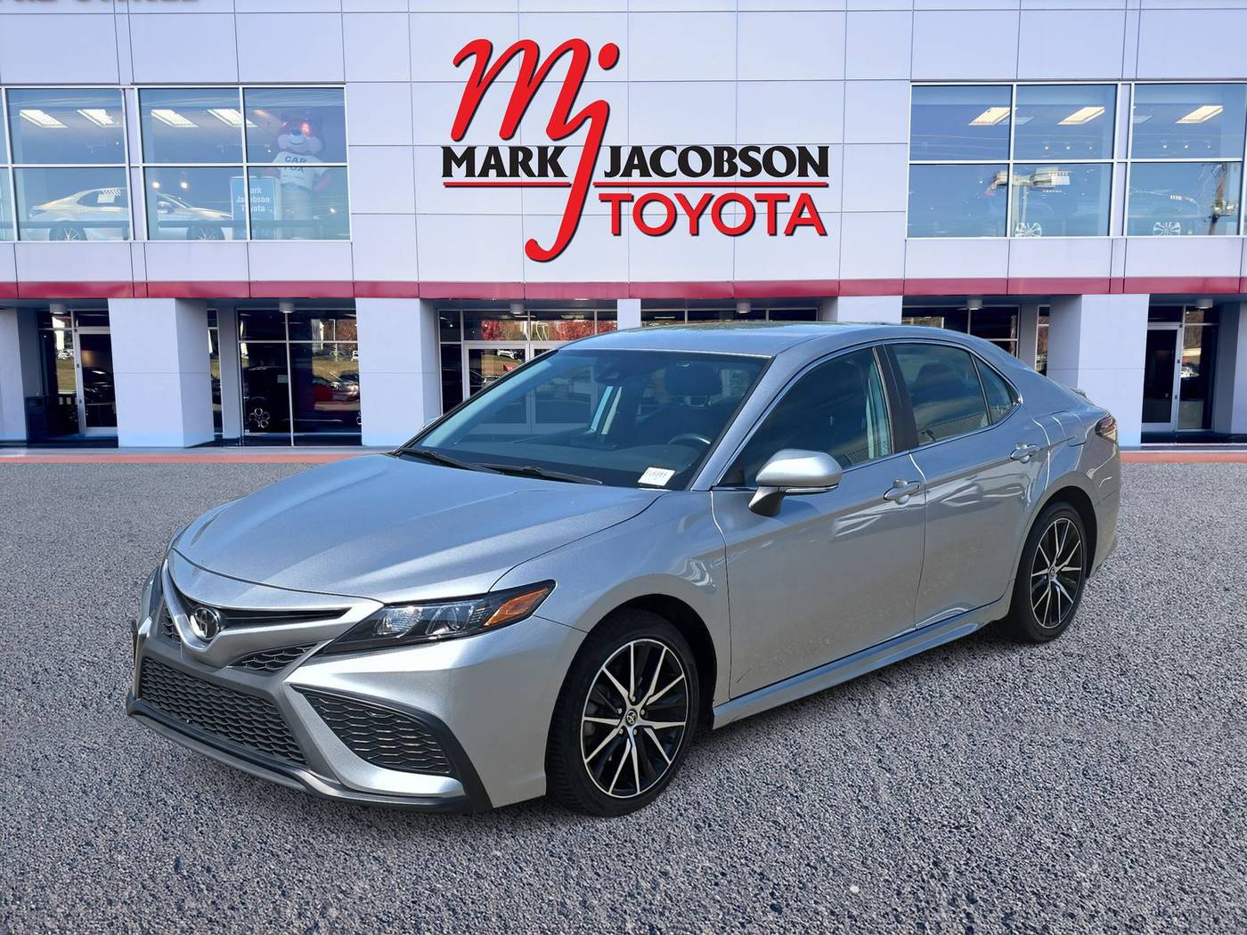 2022 Toyota Camry SE — Sedan — 48,403 mi — Durham, NC