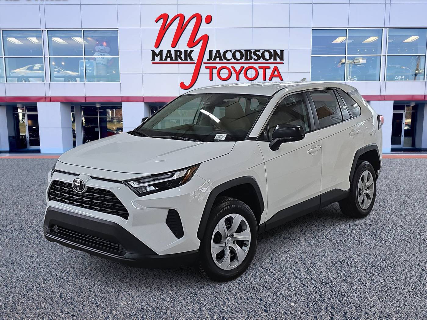 2024 Toyota RAV4 LE — SUV — 27,102 mi — Durham, NC