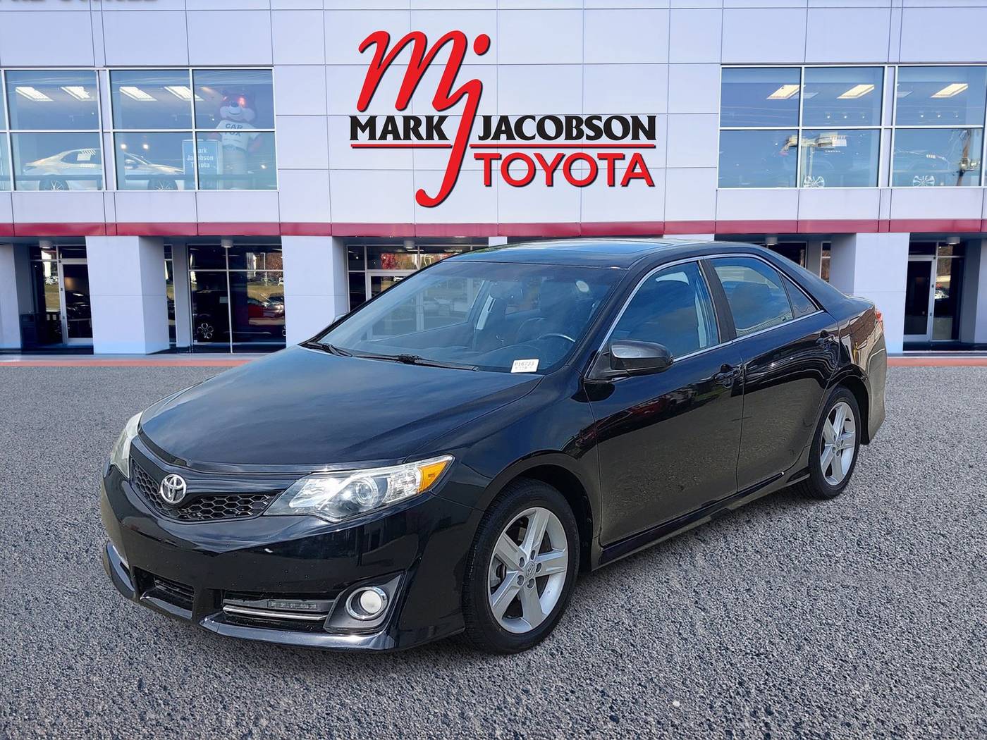 2013 Toyota Camry SE — Sedan — 42,484 mi — Durham, NC