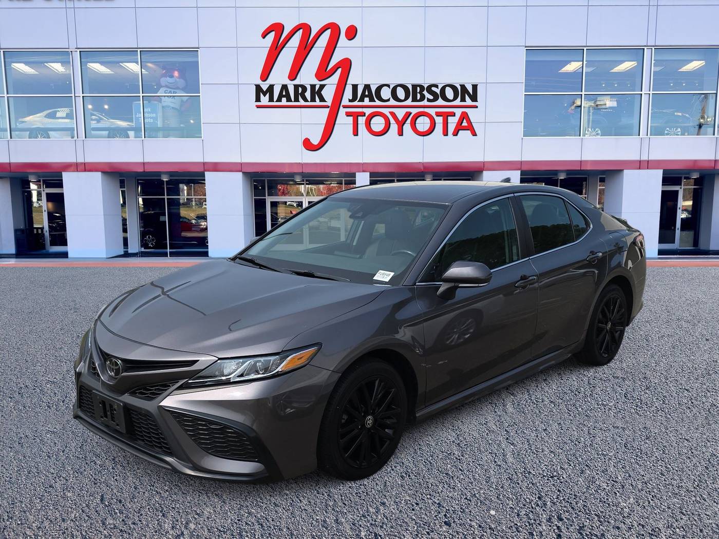 2022 Toyota Camry SE — Sedan — 52,105 mi — Durham, NC