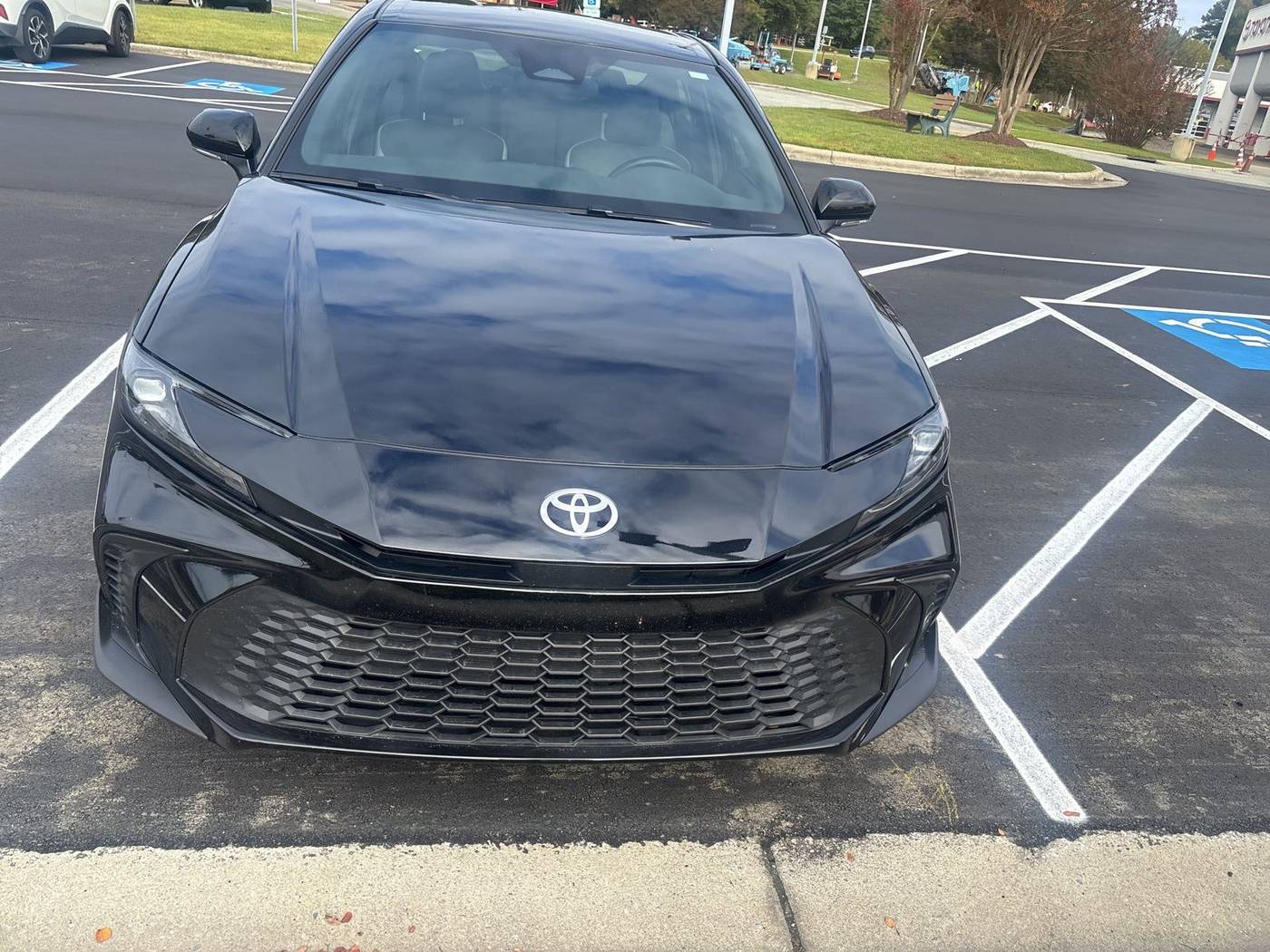 2025 Toyota Camry Hybrid SE — Sedan — 12,355 mi — Durham, NC
