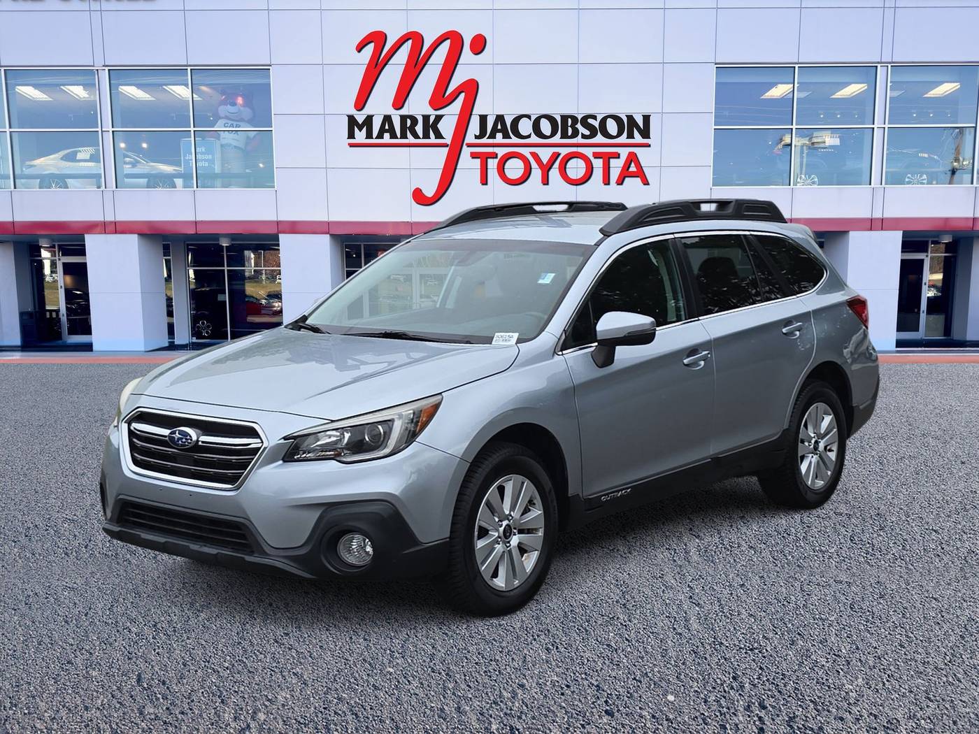 2018 Subaru Outback 2.5i Premium — SUV — 131,959 mi — Durham, NC