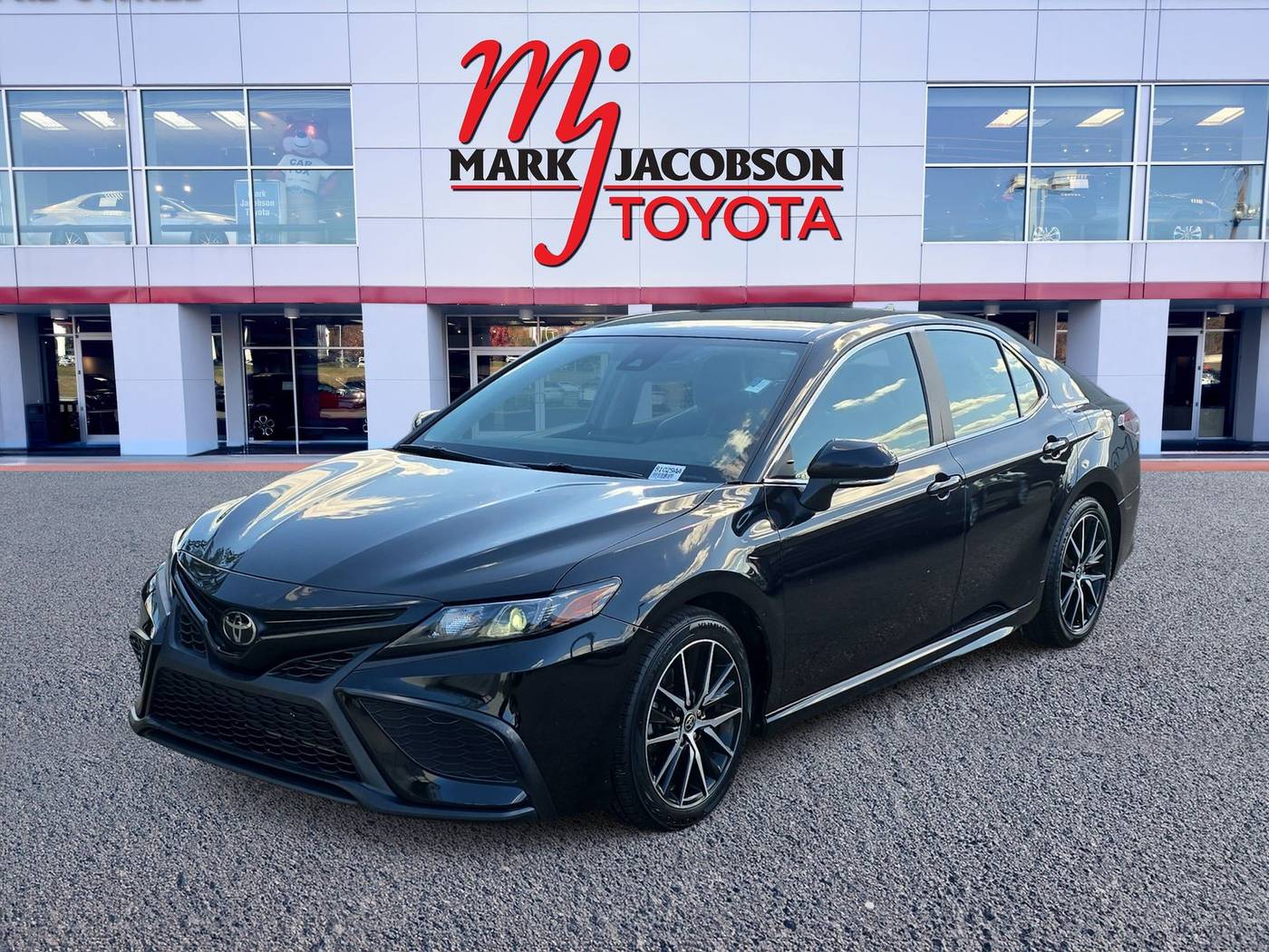 2022 Toyota Camry SE — Sedan — 80,764 mi — Durham, NC
