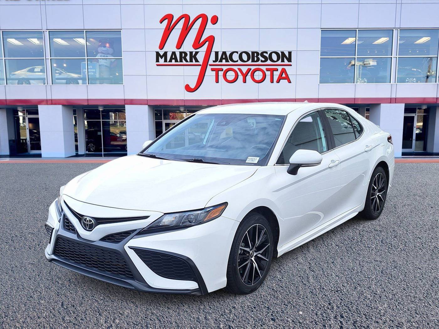 2023 Toyota Camry SE — Sedan — 56,626 mi — Durham, NC