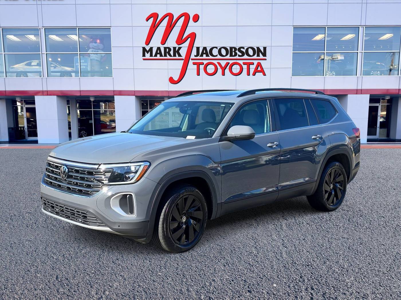 2025 Volkswagen Atlas SE with Technology — SUV — 8,347 mi — Durham, NC