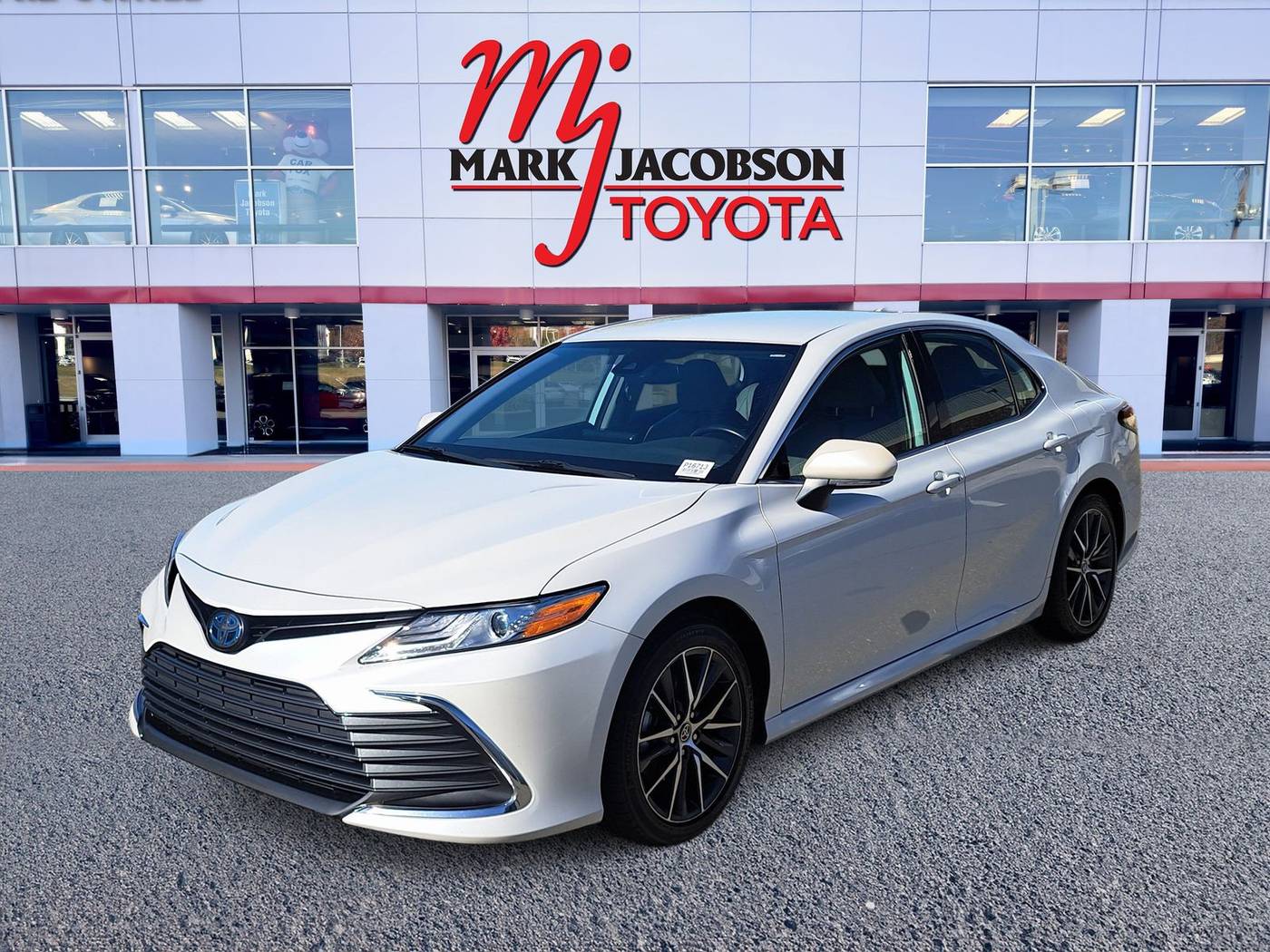 2022 Toyota Camry Hybrid XLE — Sedan — 95,098 mi — Durham, NC