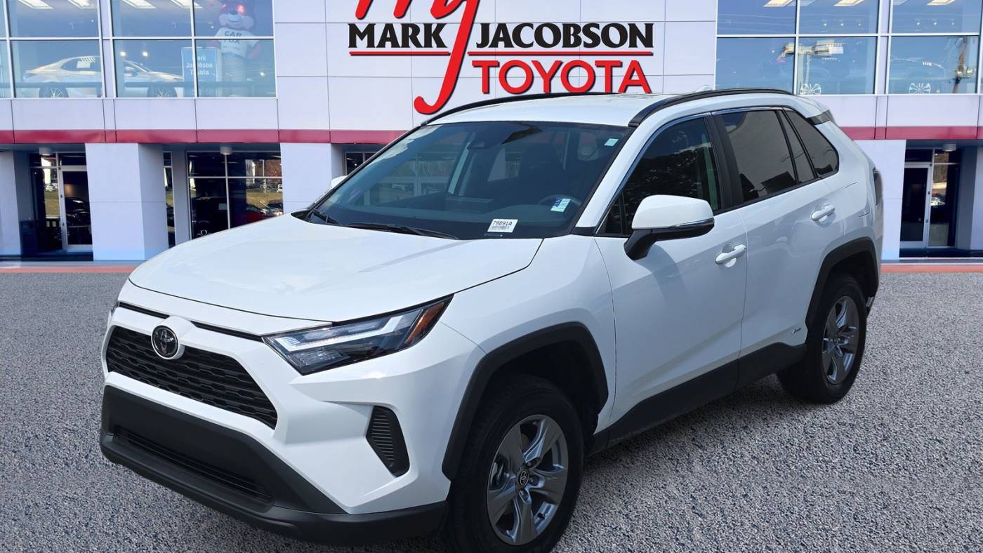 2025 Toyota RAV4 Hybrid XLE