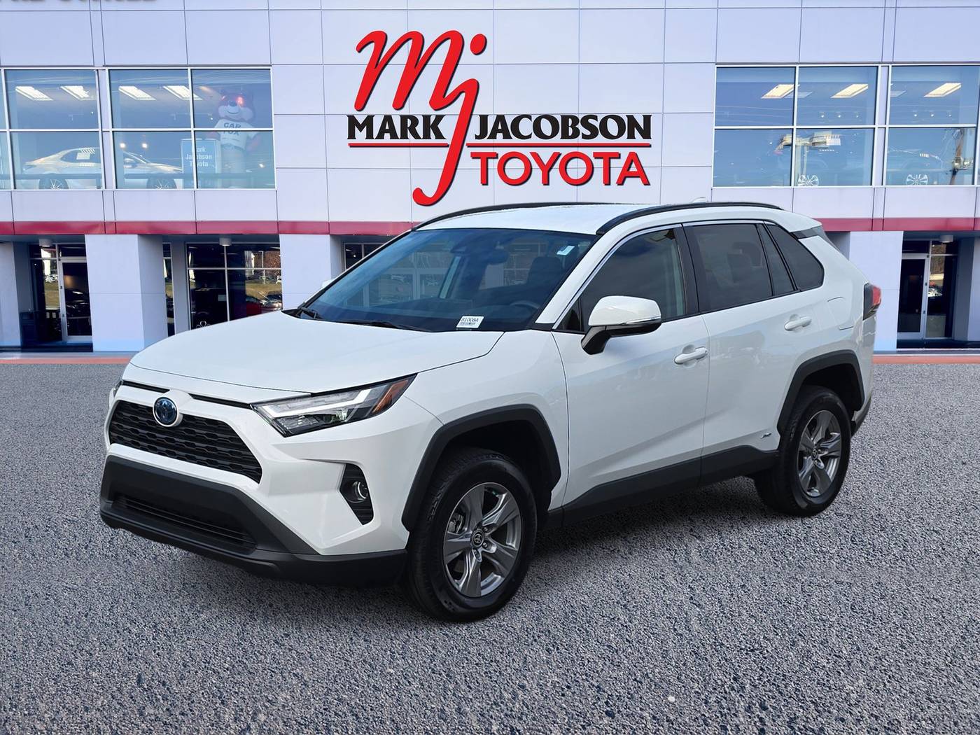 2024 Toyota RAV4 Hybrid XLE — SUV — 17,740 mi — Durham, NC