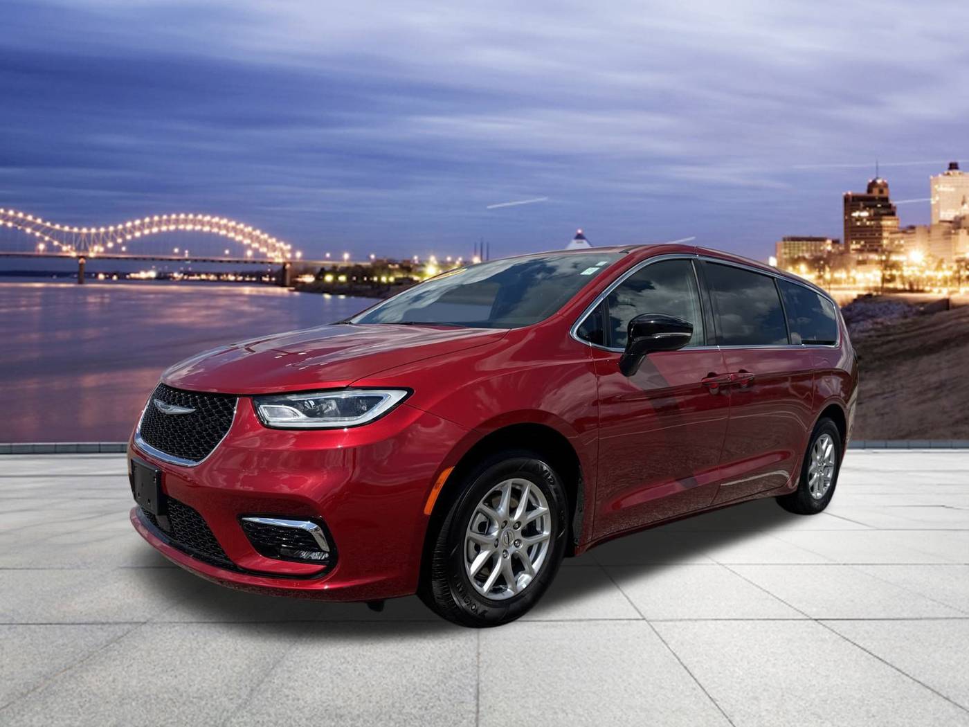 2025 Chrysler Pacifica Select — Minivan — 7,916 mi — Memphis, TN