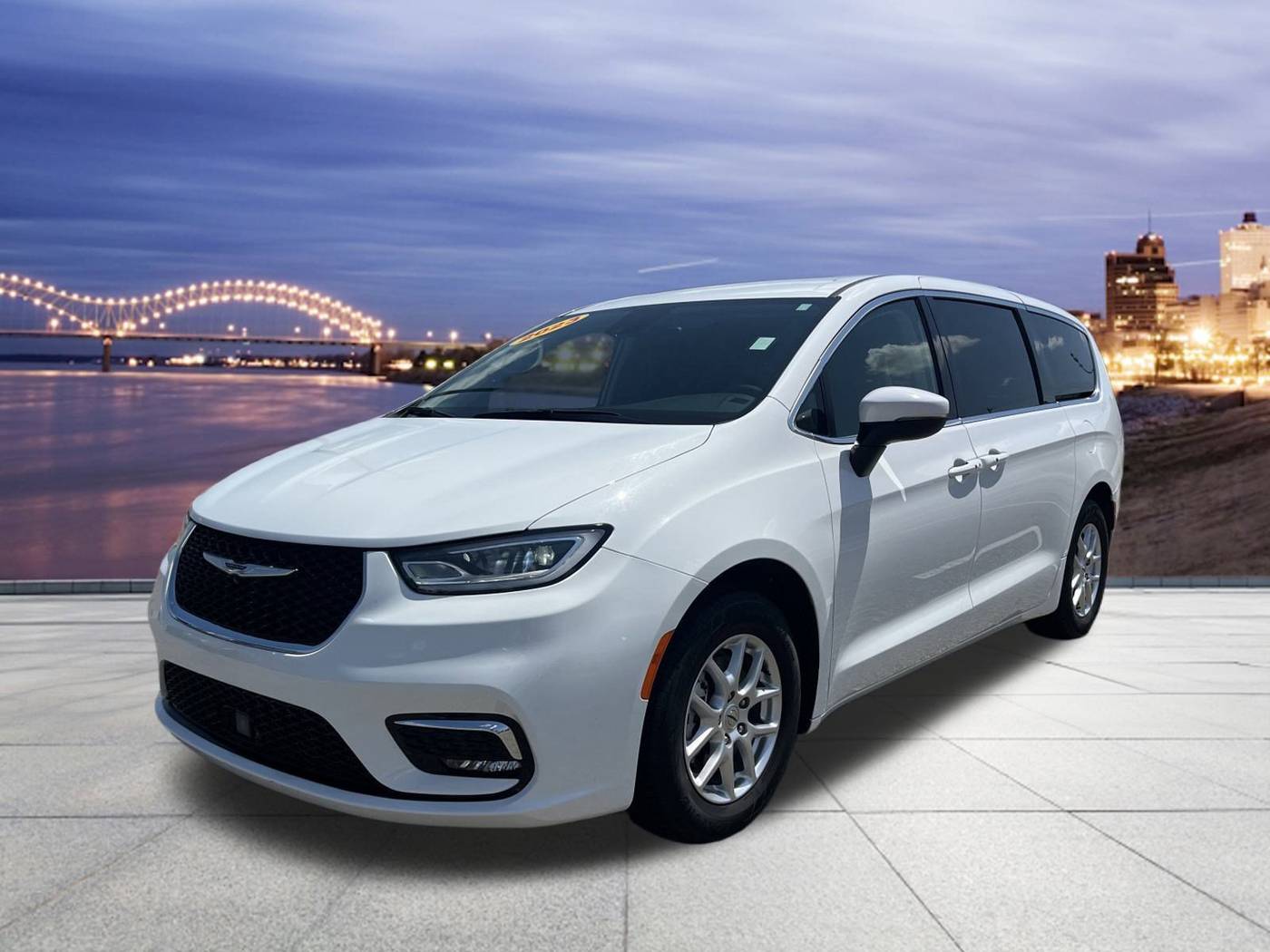 2023 Chrysler Pacifica Touring L — Minivan — 73,008 mi — Memphis, TN