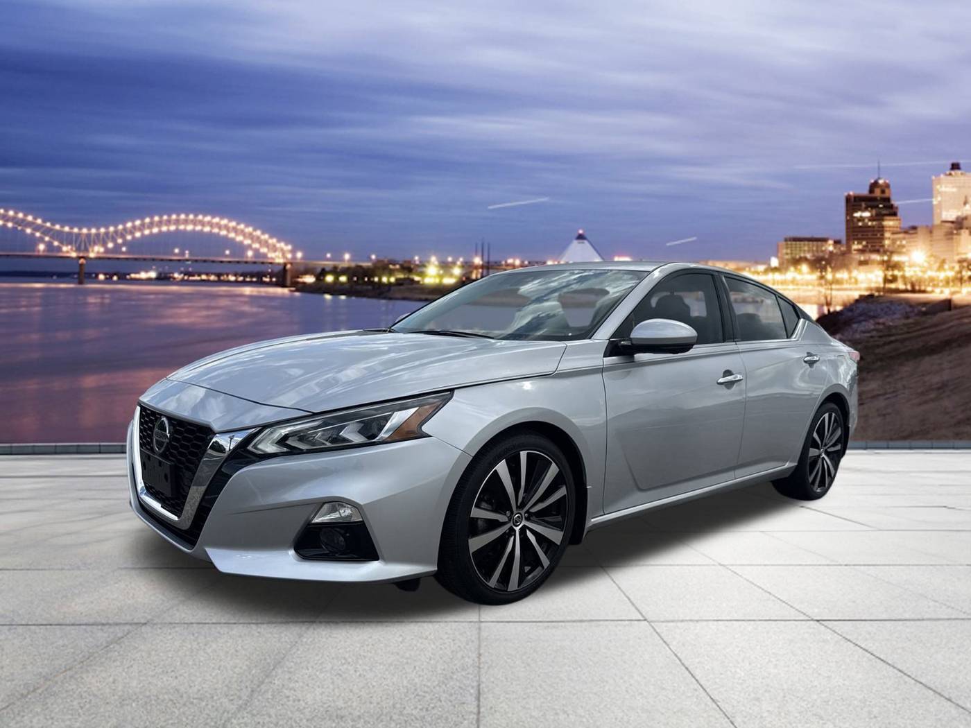 2019 Nissan Altima Platinum — Sedan — 32,074 mi — Memphis, TN